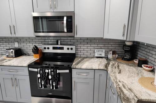 New Modern Home Spacious Loaded with Amenities Great Location in Daytona Beach, USA