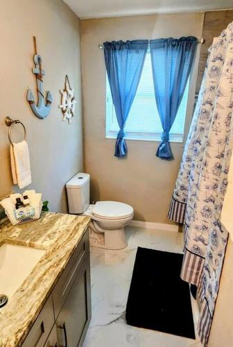 New Modern Home Spacious Loaded with Amenities Great Location in Daytona Beach, USA
