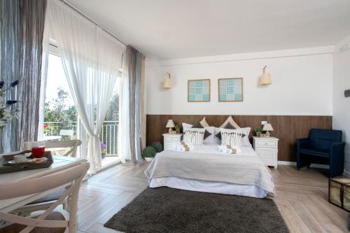 Triple Room image 5
