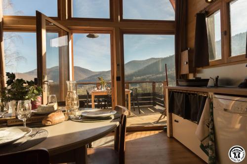 Gîte cabane insolite Pyrénées (Gite cabane insolite Pyrenees) in Sauveterre-De-Comminges