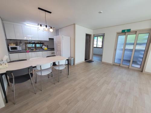 Yeosu Thestay 풀빌라 사진 4