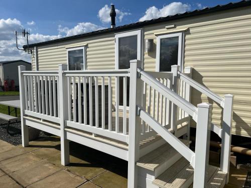 Балкон, Turnberry Holiday Home in Герван