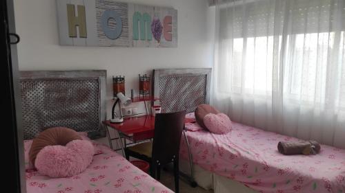 Céntrico piso con aparcamiento gratuito Céntrico piso con aparcamiento gratuito