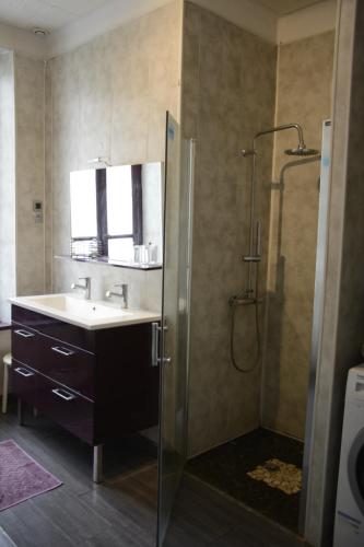 Gite Meuble in Anost