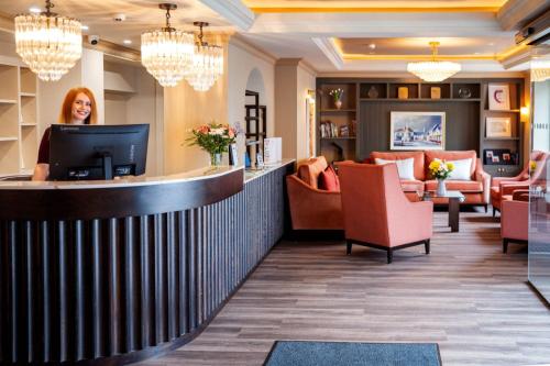 Clew Bay Hotel in Westport