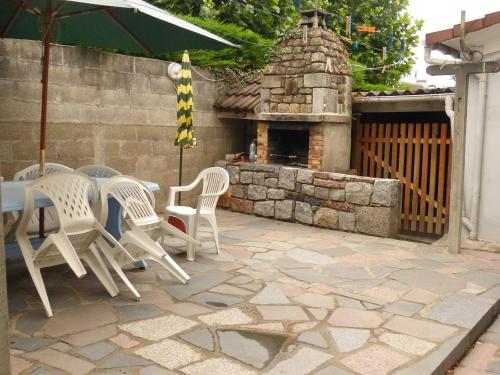 Appartement Avec Terrasse Et Barbecue - Location saisonnière - Granville