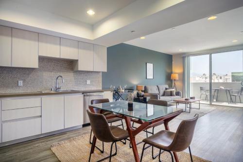 Westwood 1BR w WD in unit nr Beverly Hills LAX-141, Los Angeles (foto 5)