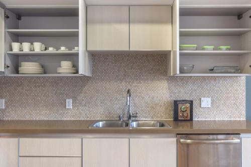 Westwood 1BR w WD in unit nr Beverly Hills LAX-141, Los Angeles (foto 7)