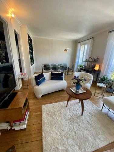 Luxurious appartement Montreuil
