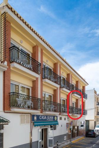 Apartamentos Leonor Carihuela 4