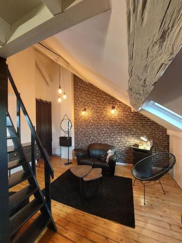 loft, proche centre-ville et gare. - Location saisonnière - Melun