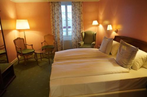 Classic Rooms by Carlton-Europe Vintage Adults Hotel