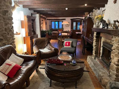 Общ салон/телевизионна зона, La ferme de Quinette in Fillinges