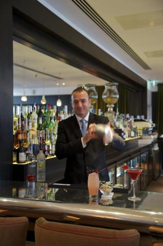 London Bridge Hotel - 편의 시설/서비스