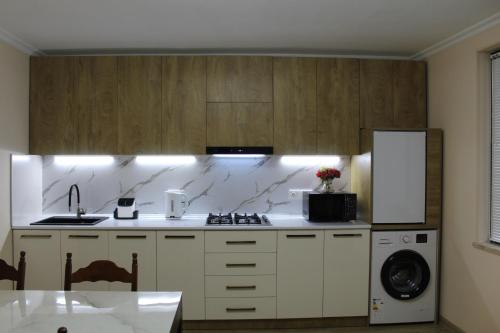 APARTMENT #27, Kutaisi (fotografie 4)
