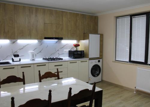 APARTMENT #27, Kutaisi (fotografie 8)
