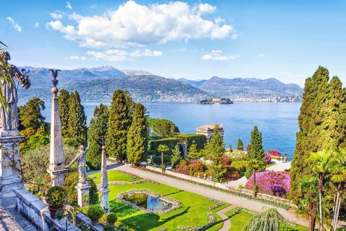 Lago D'Orta Magic Atmosphere