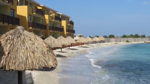 Palapa Beach Resort Curacao