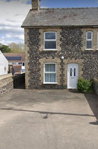 Charming 3 bedroom flint cottage gîte à louer Lakenheath