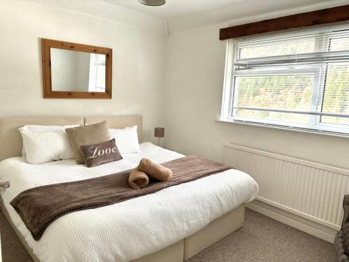 Afan Forest House - Private doubles or Twin options!