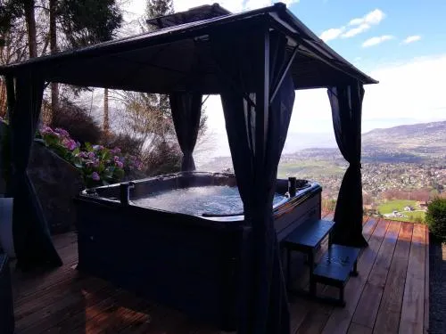 Elvira House Montreux, un lieu magique ! in Montreux, Schweiz