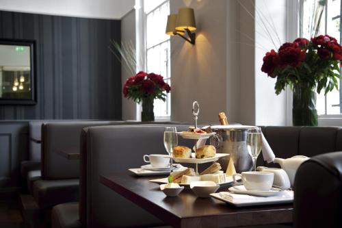 London Bridge Hotel – London