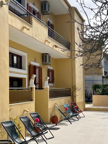 Nicoll Apartments - image 9