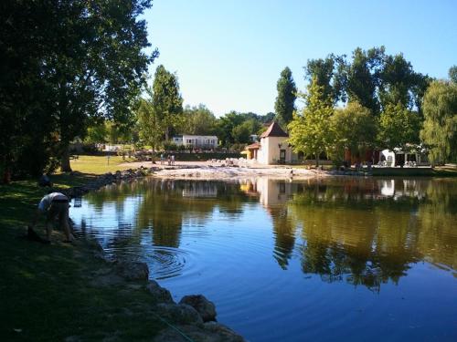 Camping Les Étangs de Plessac