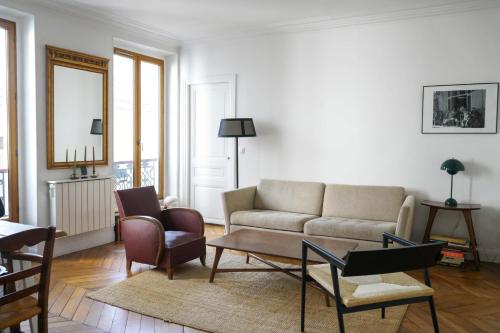 Atypical Parisian apartment near Belleville - Location saisonnière - Paris