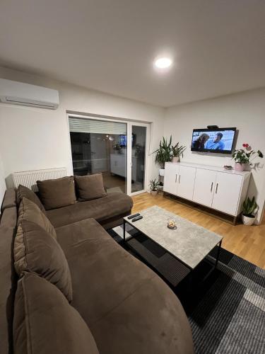 Otoka Apartments