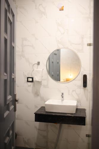 Deluxe Double Room image 1