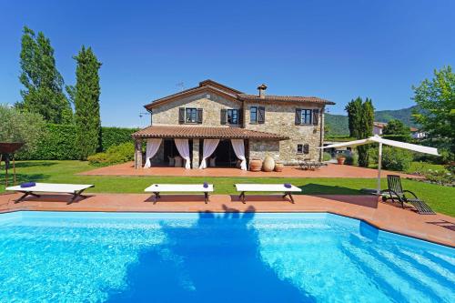 Villa Lavanda 10 Pax By VILLASRETREATS, Beverino