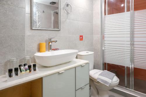 Arocaria Apartments - image 4