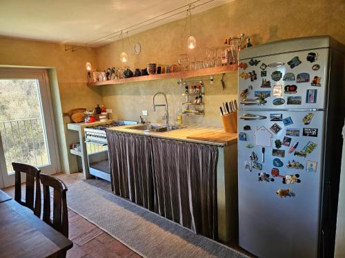 virtuve, casa nel verde Cà dla cola (casa nel verde Ca dla cola) in San Michele di Mondovì