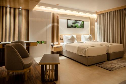 HOTEL LAKE VIEW in Berhampore