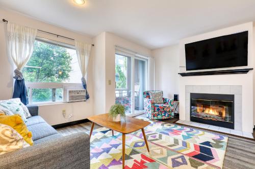 Apartment with Balcony image 2