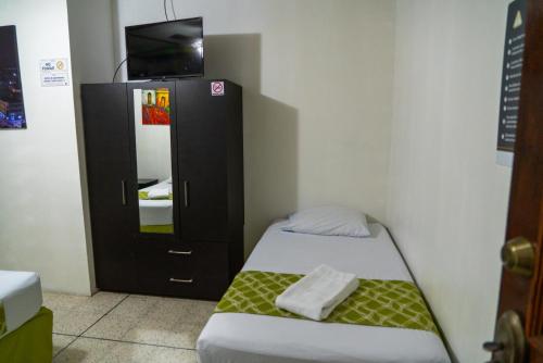 Triple Room image 4