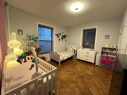 Large 3 bedroom perfect for families, New York (photo 9)