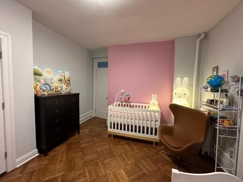 Three-Bedroom Apartment image 6