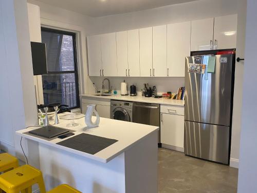 Three-Bedroom Apartment image 4