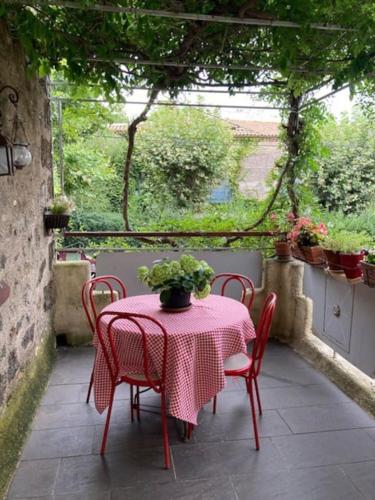 Ancienne maison en pierre au coeur du village - Location saisonnière - Usclas-d'Hérault