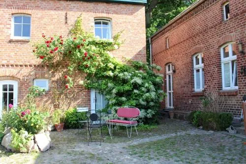 Ferienwohnung Buchholz an der Müritz mit großem Naturgarten in Buchholz, Deutschland