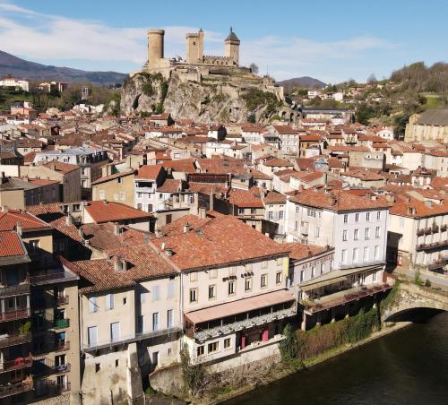 Hôtel Le Lons - Hôtel - Foix