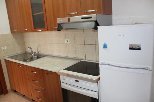 Haus Family Apartment, Tirana (photo 8)