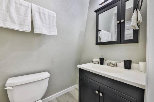 Auburn River Home - image 13