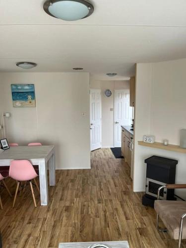 Chalet + tiny house nabij strand, Petten (foto 7)