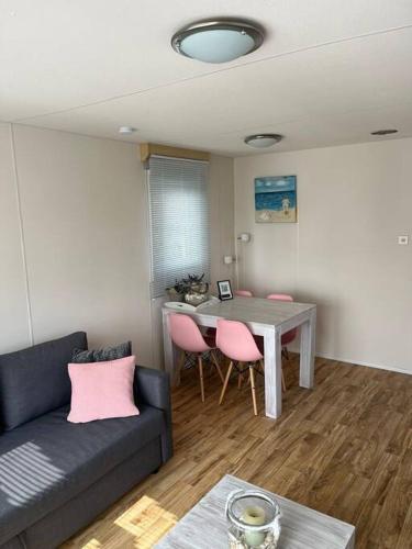 Chalet + tiny house nabij strand, Petten (foto 8)