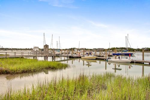 27 Mariners Cay - image 13