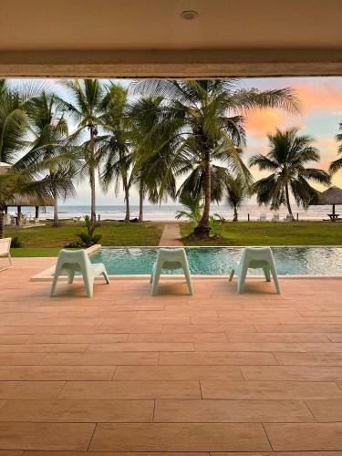 Casa Carey Lajas Pty Exclusive Beachfront Villa