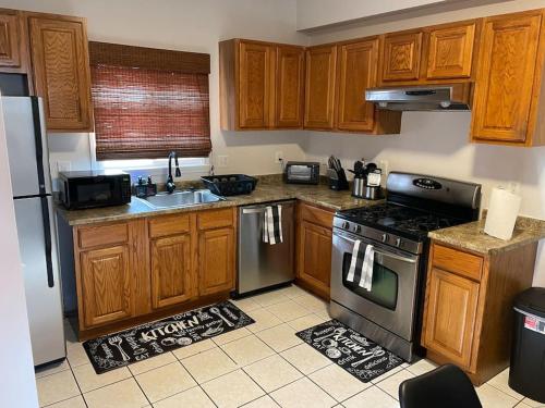 Serenity Haven: in heart of town in Rockland, USA
